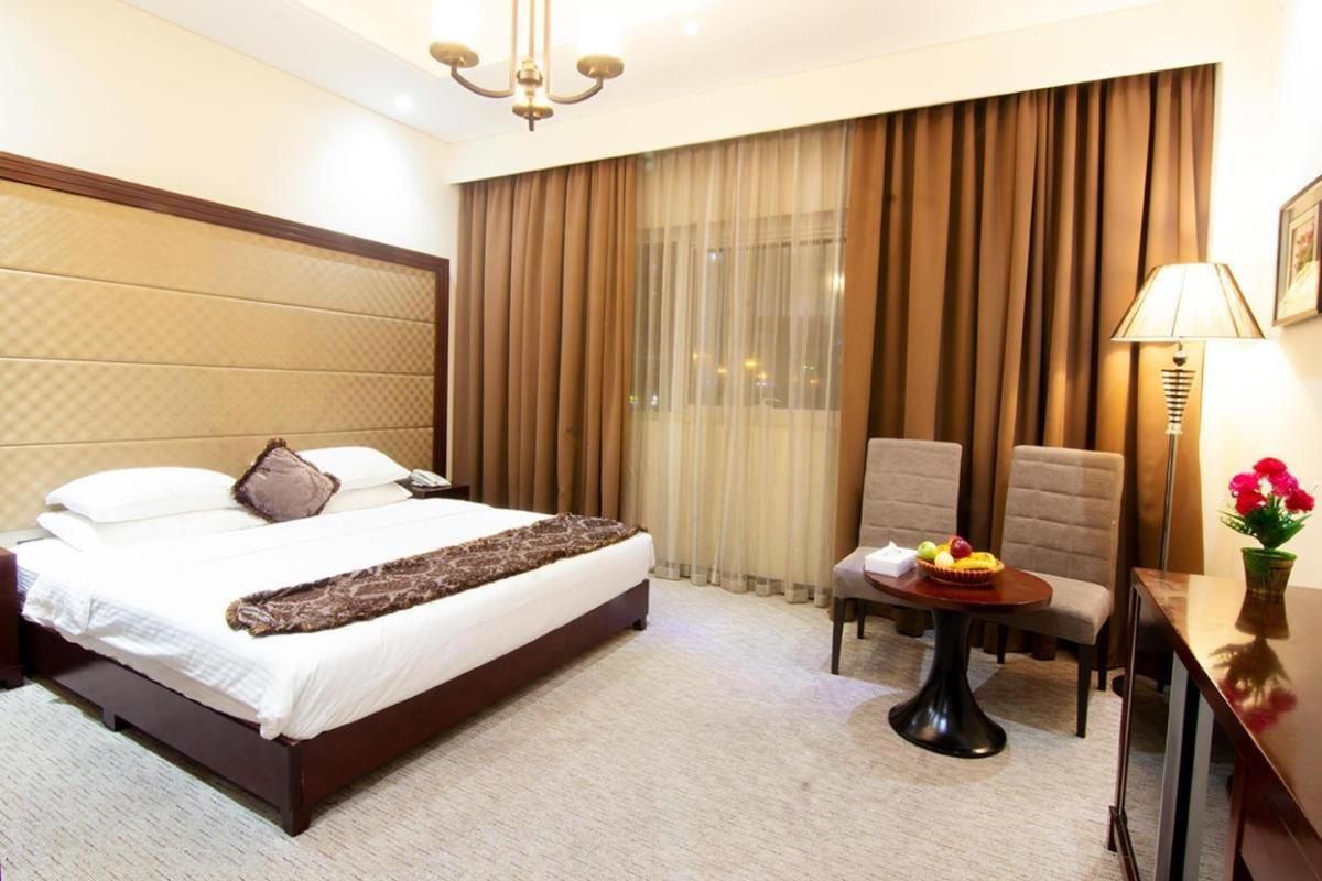 Better Living Hotel Apartments Dubai Exterior foto